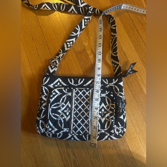 Vera Bradley Crossbody Bag in Geometric Concerto - Picture 3 of 8